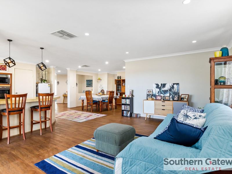 12 Gilling Place, Orelia