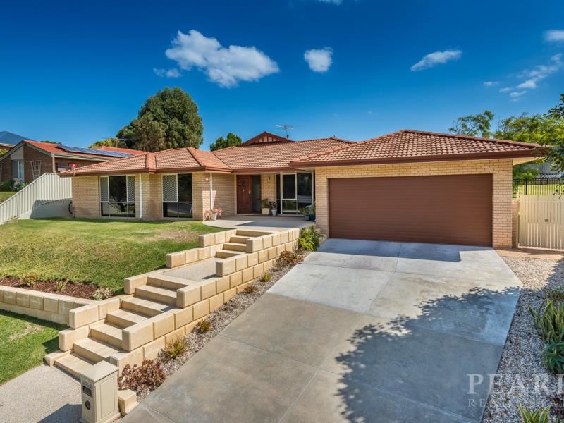 11 Balga Way, Mullaloo