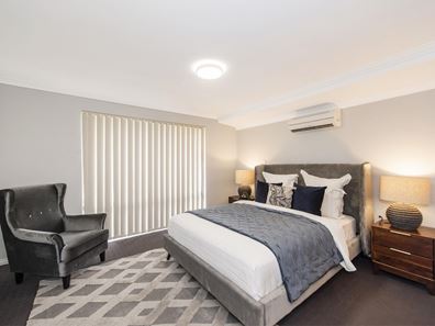 8 Auckland Parade, Canning Vale WA 6155