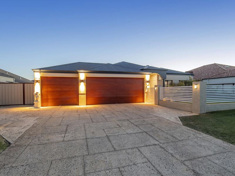 57 Lord Hobart Drive, Madora Bay WA 6210