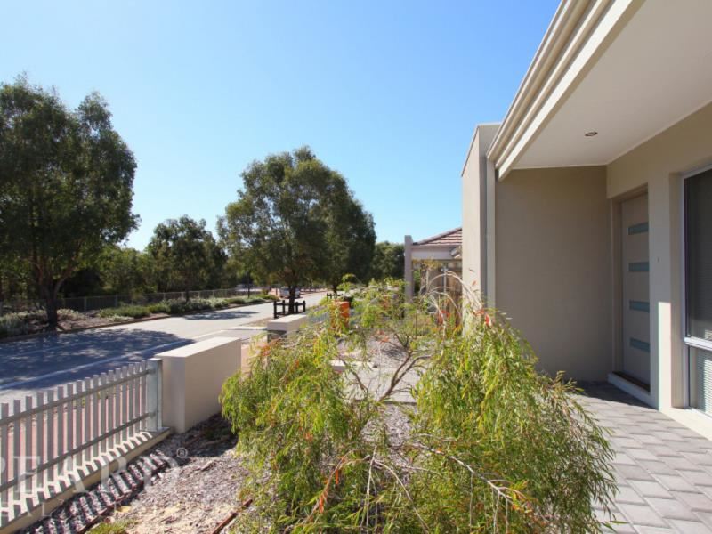 127 Bordeaux Lane, Ellenbrook