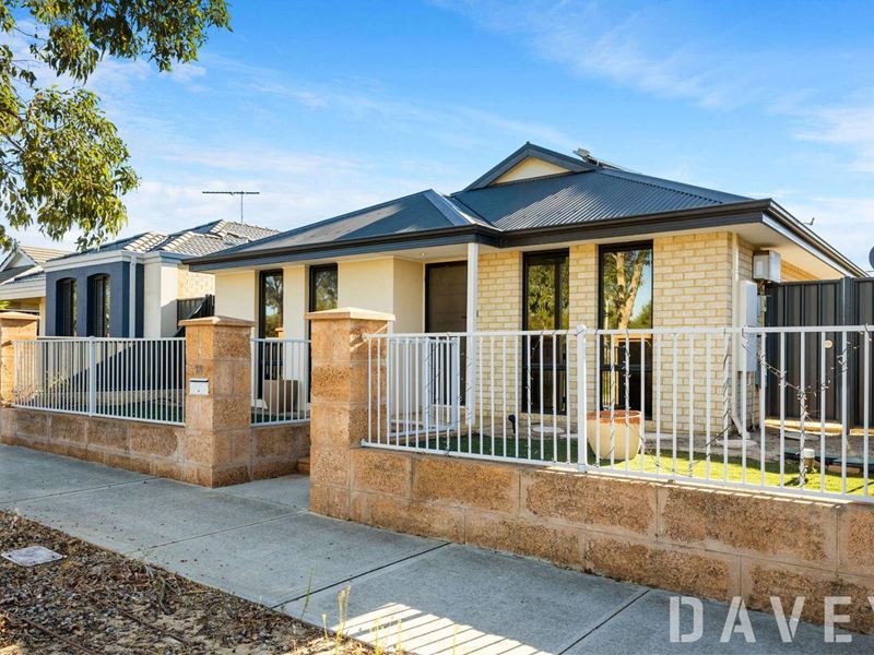 18 Bauer Circle, Banksia Grove WA 6031