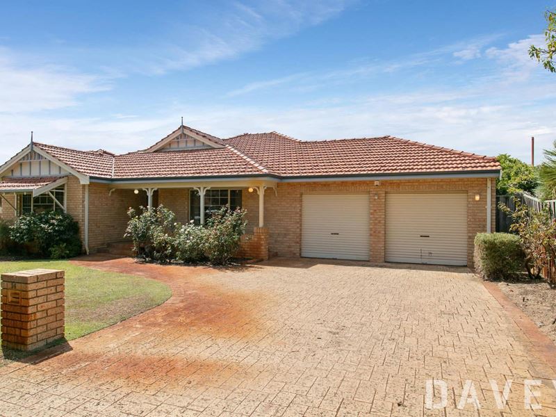 14 Lynton Street, Doubleview WA 6018