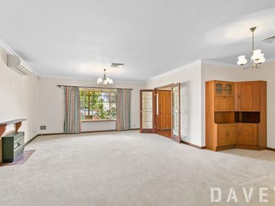 14 Lynton Street, Doubleview WA 6018