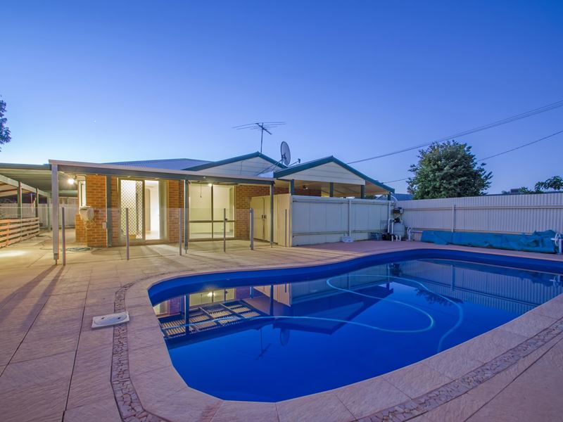 1 Burton Place, West Lamington