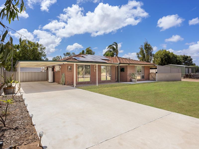 4 Logue Court, Walkaway