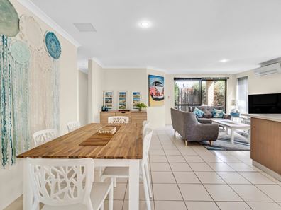 14 Illyarrie Avenue, Falcon WA 6210