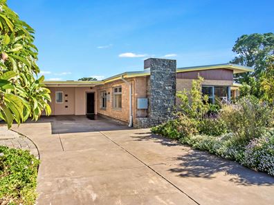 11 Recreation Drive, Shoalwater WA 6169