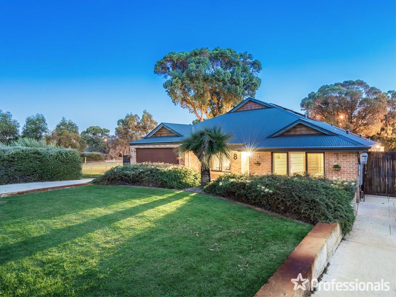 8 Goodman Place, Golden Bay
