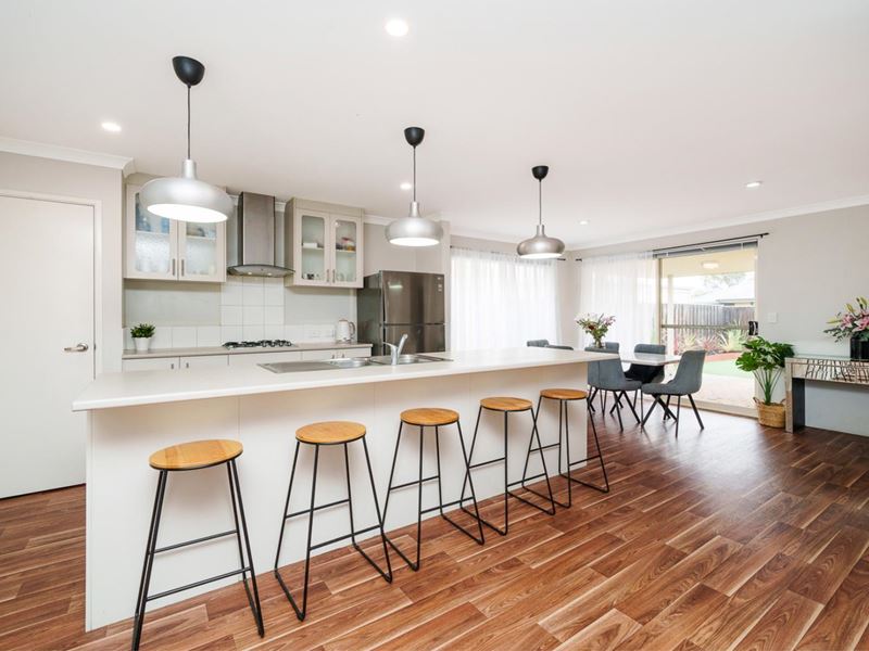 3 Badham Way, Ellenbrook