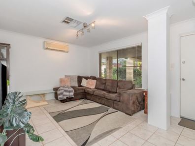 10B Tropical Gardens, Ballajura WA 6066