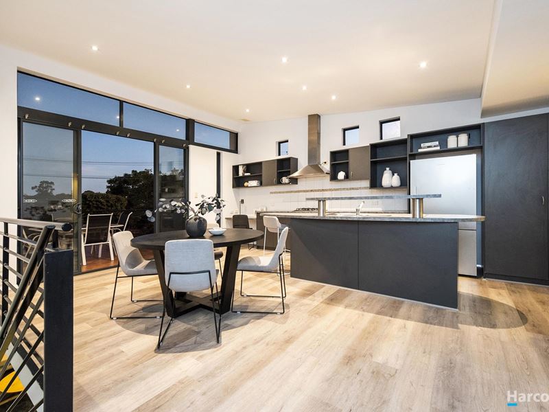 1/104 Scarborough Beach Road, Mount Hawthorn