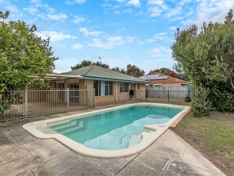 14 Jaywick Close, Safety Bay WA 6169