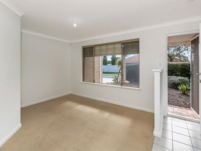 14 Jaywick Close, Safety Bay WA 6169
