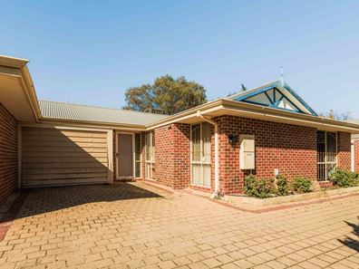 15C Warwick Street, St James WA 6102