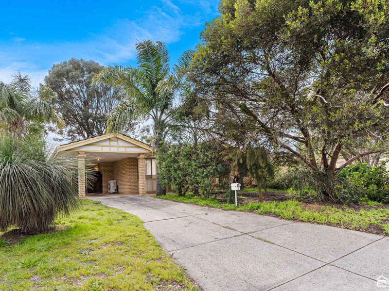 6 Damson Grove, Armadale