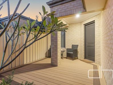 2/23 Cooper Street, Madeley WA 6065