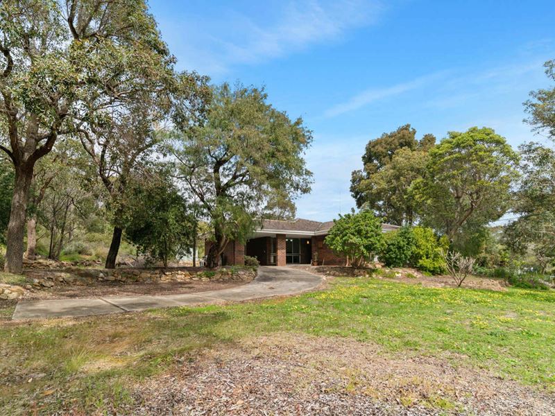 22 Watsonia Road, Gooseberry Hill