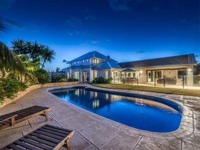 9 Whitewater Lookout, Iluka WA 6028