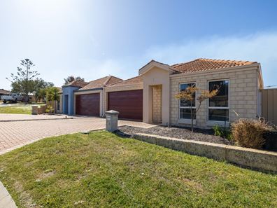 2A Penola Court, Clarkson WA 6030