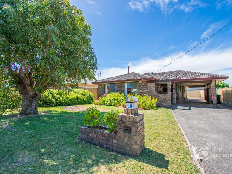 38A Edinburgh Road, Mckail