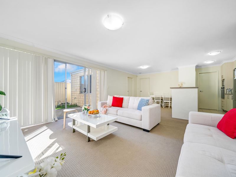 23/4 Jacana Pde, Ballajura