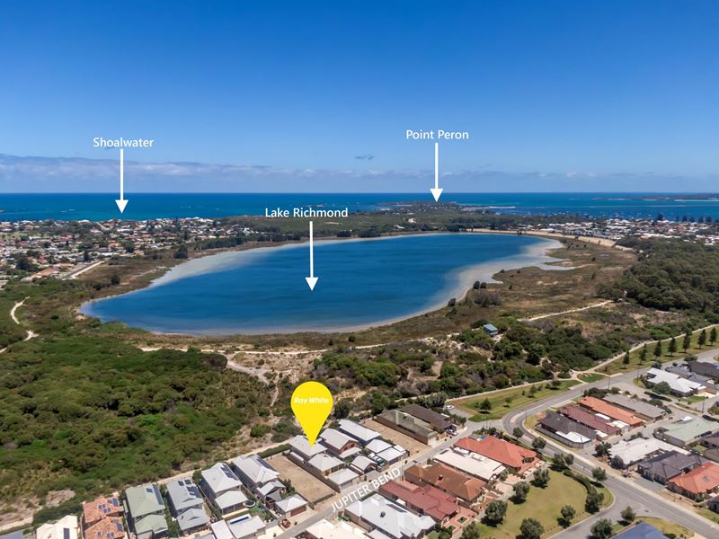 35 Jupiter Bend, Rockingham