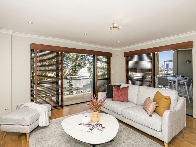 17/160 Scarborough Beach Road, Mount Hawthorn