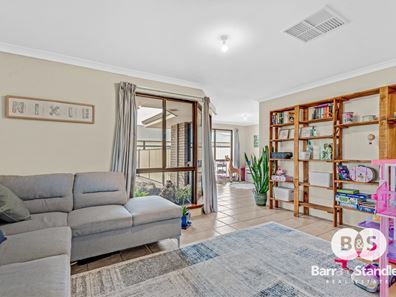 30 Crampton Avenue, Eaton WA 6232