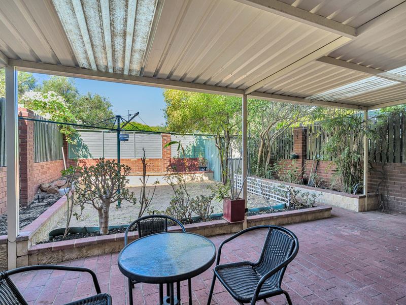 2/3 Burgundy Crescent, Spearwood
