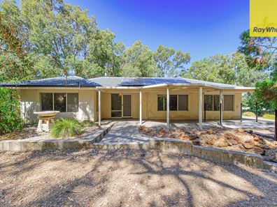 6 Ealy Street, Mount Helena WA 6082