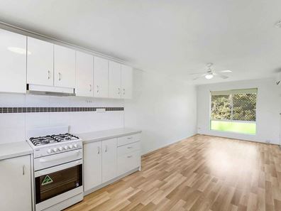 21/299 Harborne Street, Glendalough WA 6016