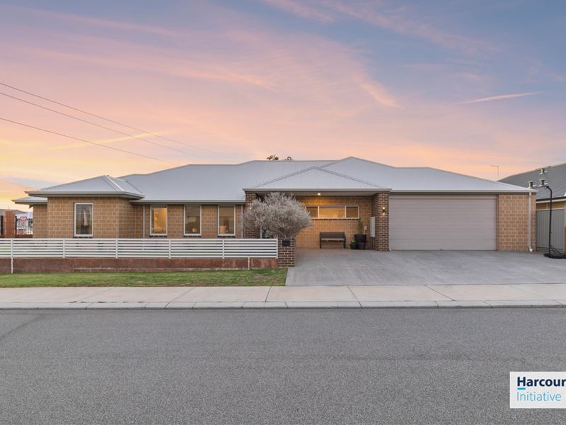 158 Bernborough Avenue, Caversham