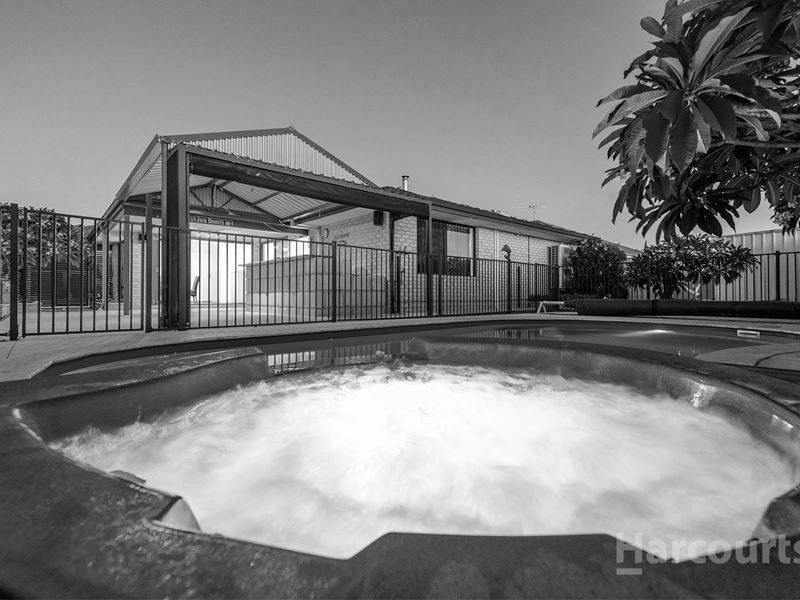 66 Yindana Boulevard, Lakelands