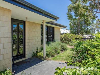 27 Corbridge Avenue, Wellard WA 6170