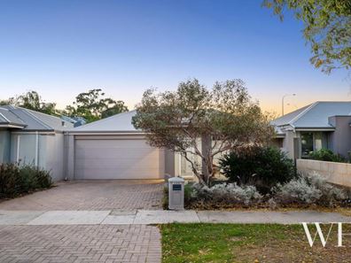 13B Chalmers Street, Fremantle WA 6160