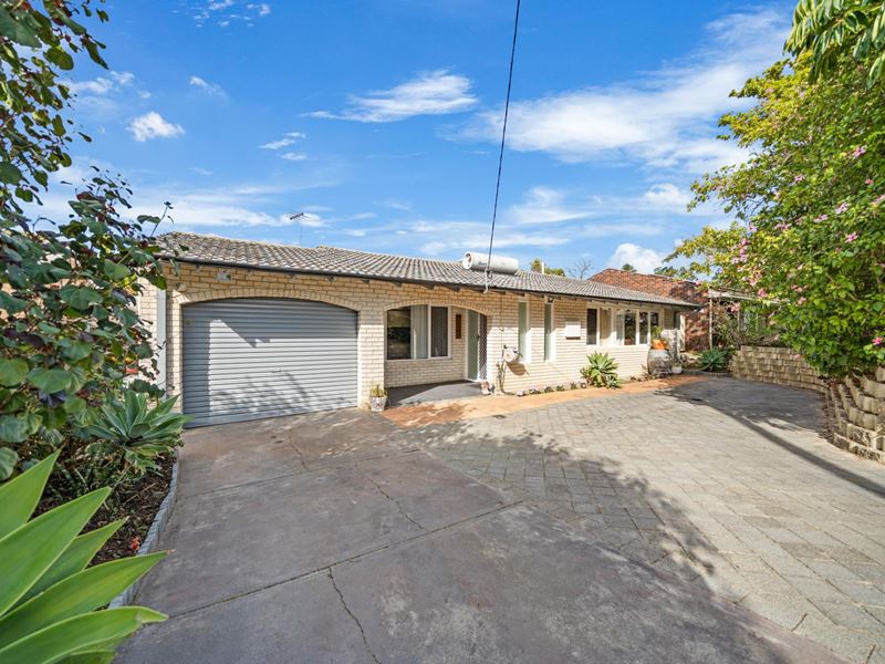 26 Craigie Drive, Craigie WA 6025