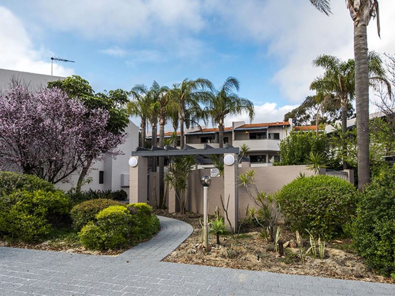 24/1 Weston Avenue, South Perth