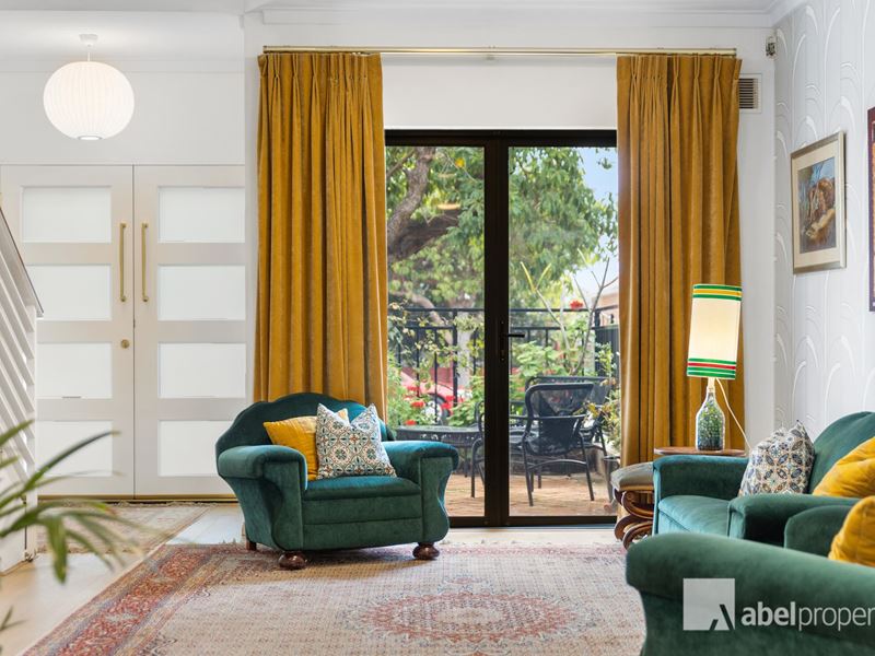 4/10 Kimberley Street, West Leederville