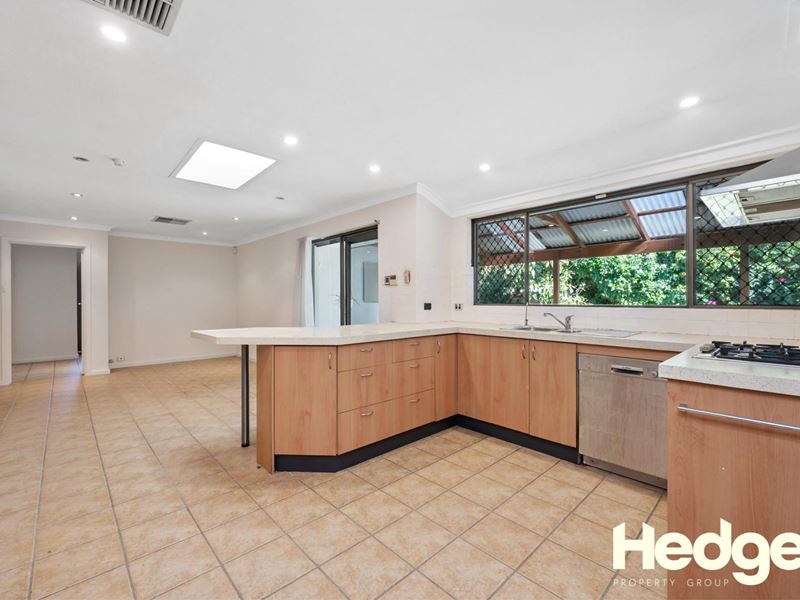 28 Elmhurst Way, Greenwood