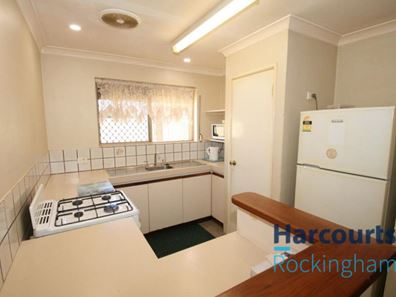 7/9-11 Ashford Avenue, Rockingham WA 6168