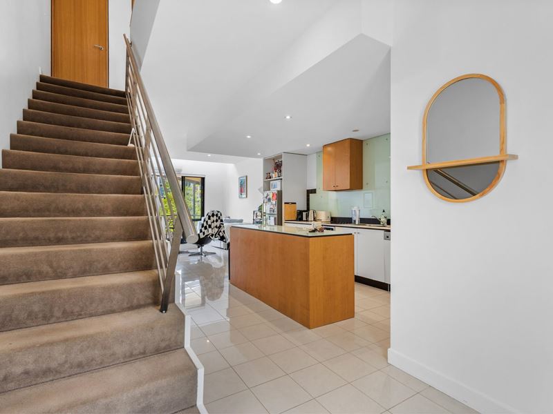 4/424 Roberts Road, Subiaco