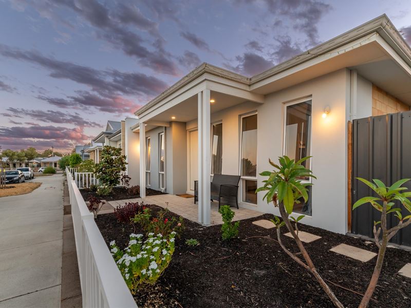 4 Yathroo Way, Ellenbrook