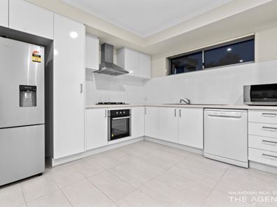 6/22 Myimbar Way, Nollamara WA 6061