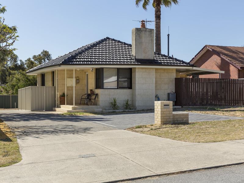 62 Malvolio Road, Coolbellup