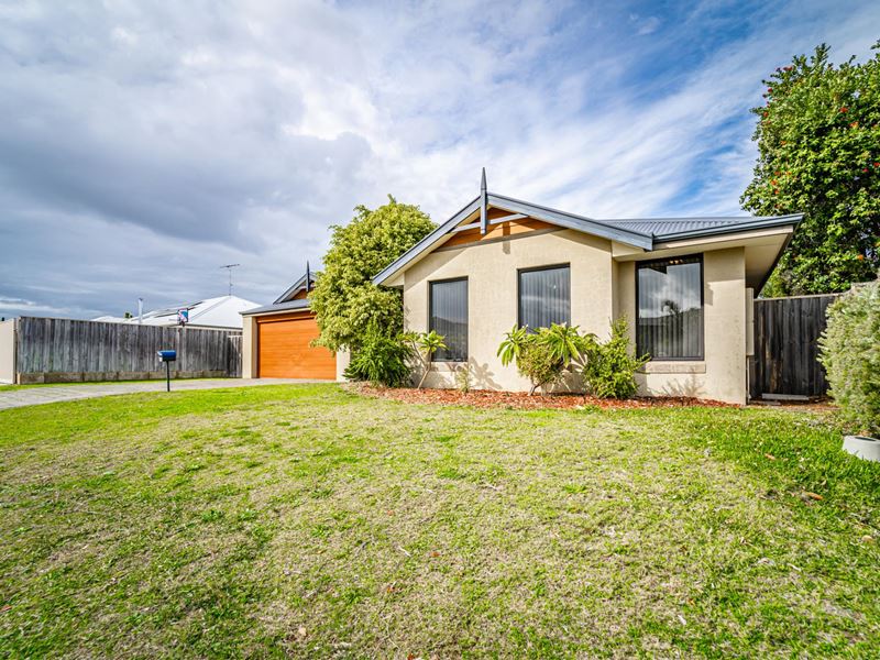 30 Senecio Way, Halls Head WA 6210