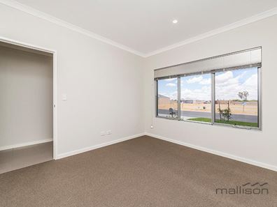 62 Lancaster Loop, Piara Waters WA 6112