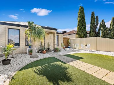 81 Vaucluse Crescent, Ellenbrook WA 6069