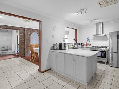 53 Rampart Way, Willetton WA 6155