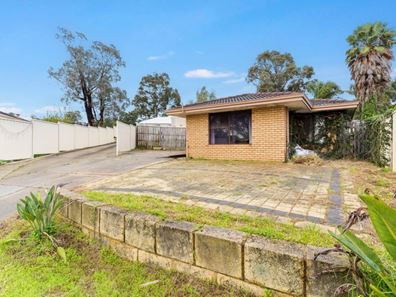 13B Eliot Close, Parmelia WA 6167